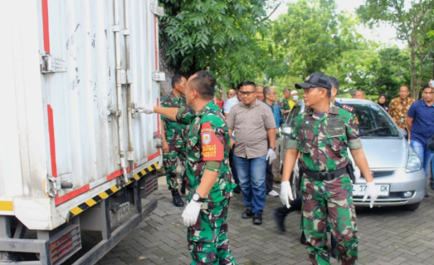 Hendak ke Surabaya, Aparat TNI Bangkalan Bongkar Jaringan Rokok Ilegal Asal Pamekasan