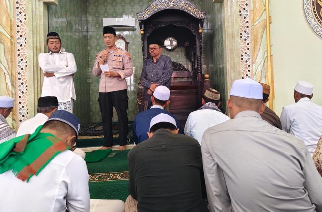 Kapolsek Sokobanah Sampang Imbau Tak Ada Arena Sabung Ayam di Wilayah Hukumnya    