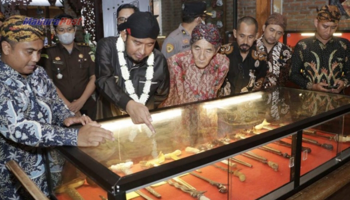 Bupati Sumenep Inisiasi Pembuatan Buku Sejarah Keris untuk Siswa SD