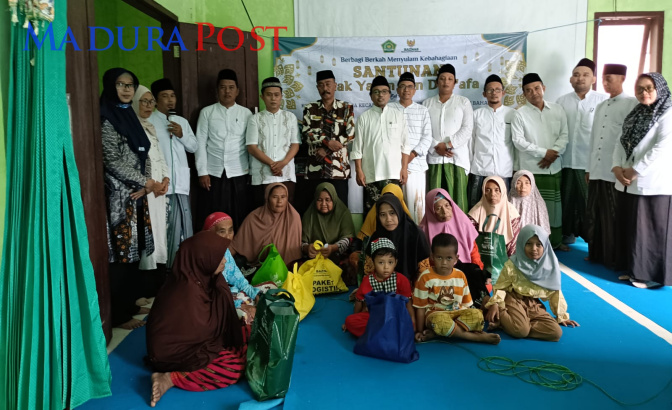 KUA Omben Sampang Santunani Anak Yatim dan Kaum Duafa