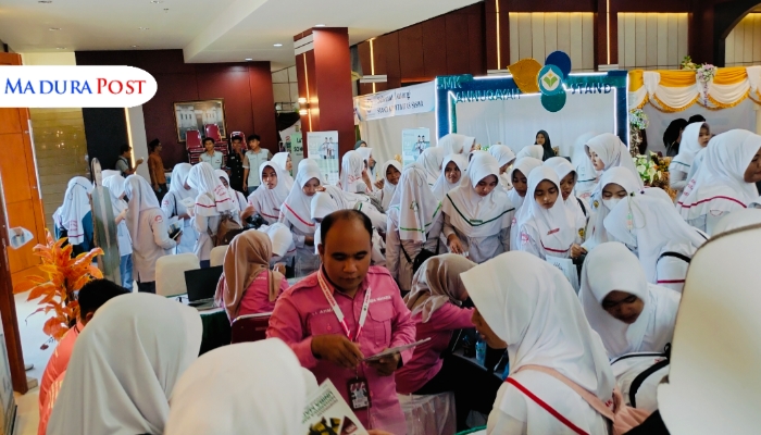 UNIBA Madura Gaet Siswa SMK Lewat Ajang Pekan Kreativitas di Sumenep