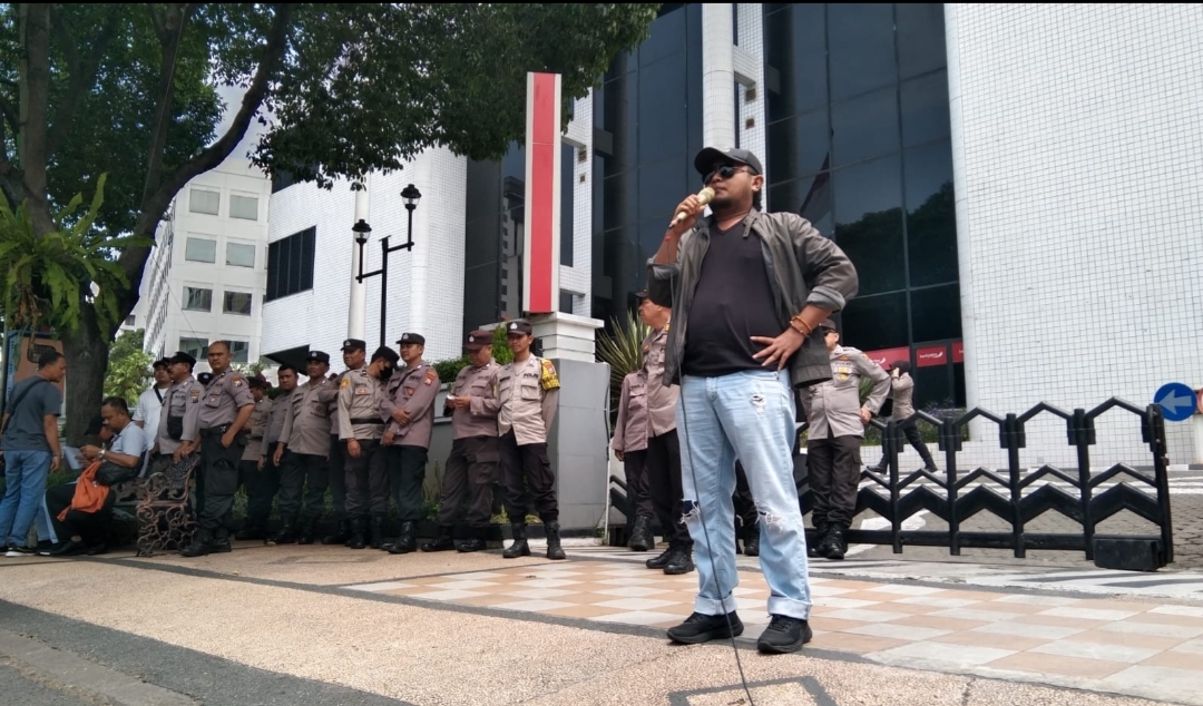 Kurir JNT Jadi Korban Kekerasan di Pamekasan, Momentum Hari Bhayangkara Diuji