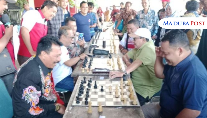 Lomba Catur Warnai Perayaan HUT ke-80 Kemerdekaan RI di Halaman Pemkab Sumenep