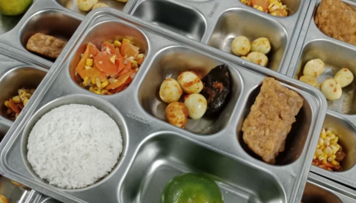 MBG Pasongsongan Sumenep Sajikan Menu Bau Hingga Dapur Akui Kelalaian Teknis