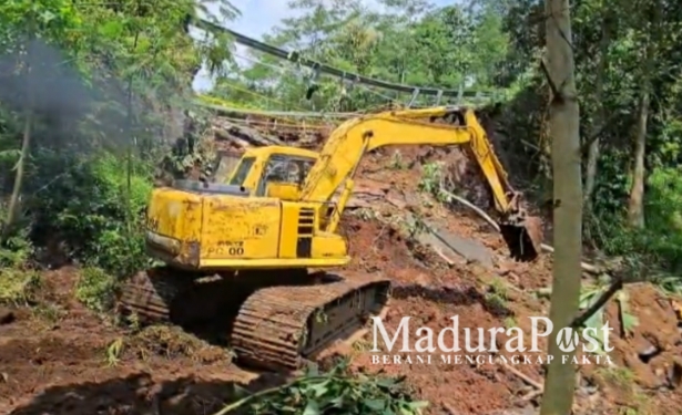 Jembatan di Lumbang Probolinggo Ambruk, Akses Wisata Madakaripura Lumpuh